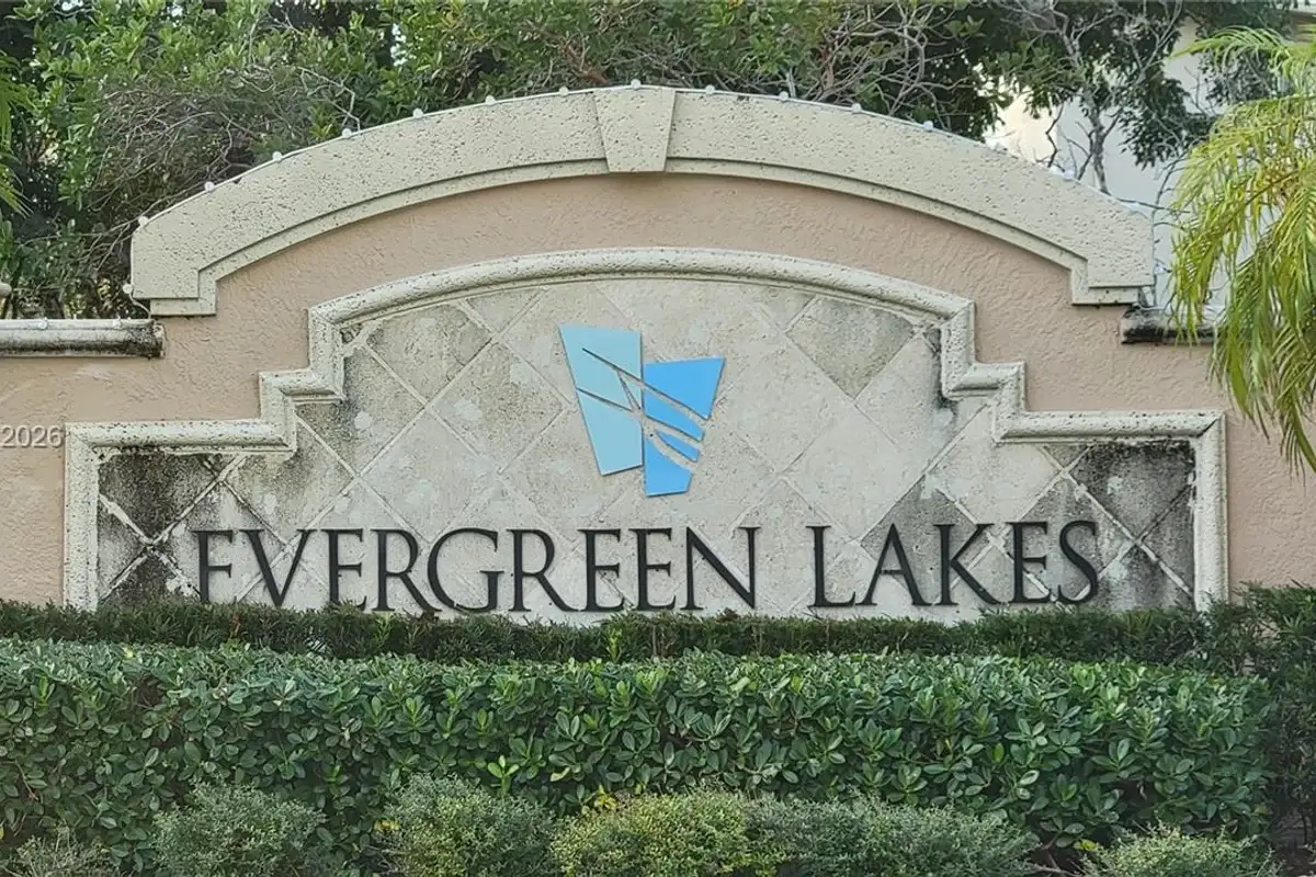 5001 Wiles Rd #207, Coconut Creek: photo 1 of 14