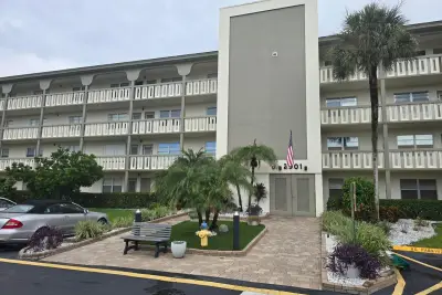 2901 Victoria Cir #A1, Coconut Creek: photo 1 of 73