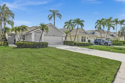 629 Masters Way, Palm Beach Gardens: photo 1 of 70