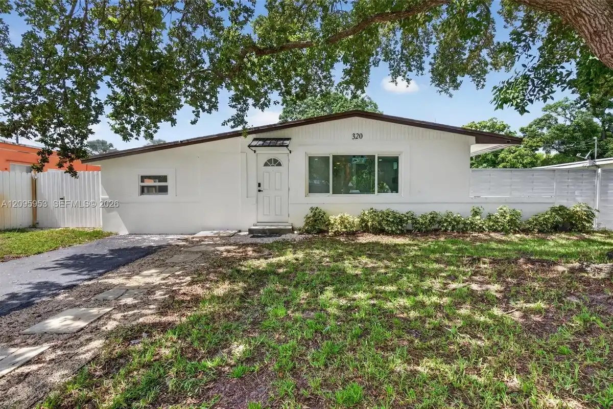 320 N 70th Ter, Hollywood: photo 1 of 36