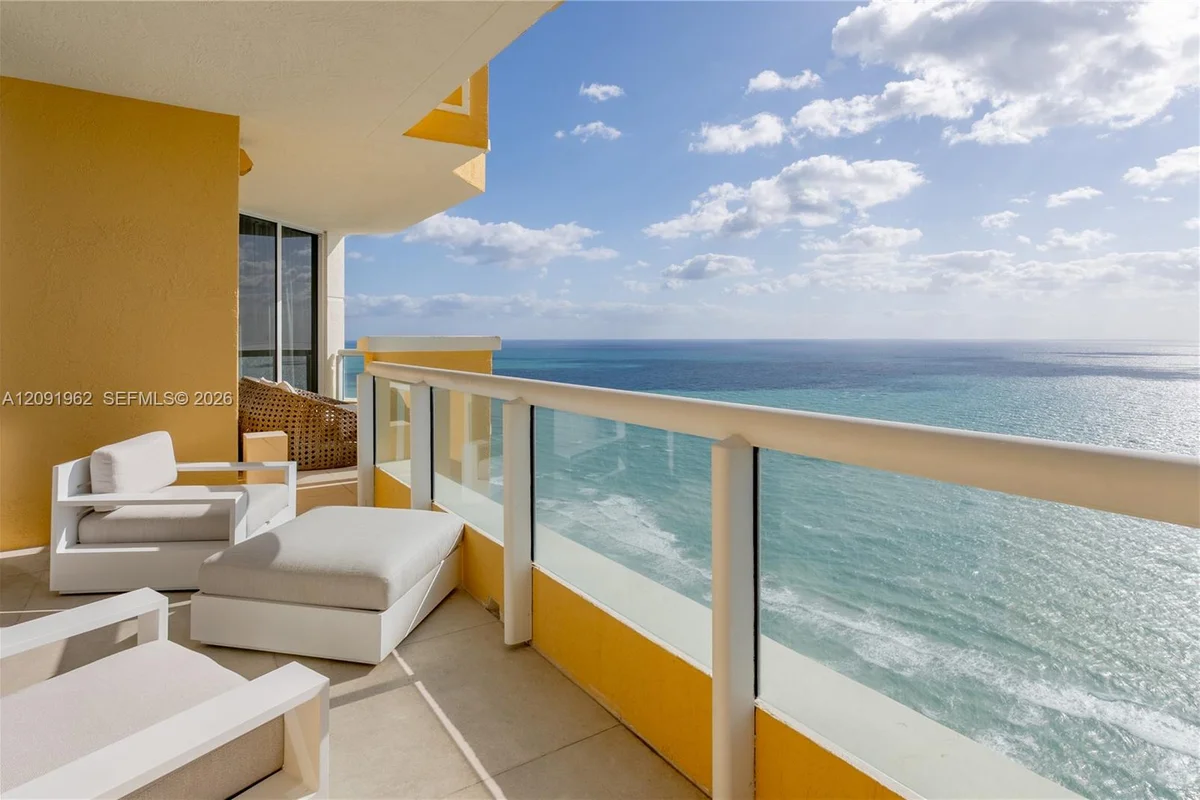17875 Collins Ave #3906, Sunny Isles Beach: photo 1 of 37