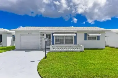 116 SW 10th Ct, Boynton Beach: photo 1 of 28