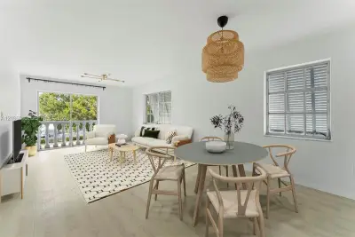 1150 Madruga Ave #A201, Coral Gables: photo 1 of 11