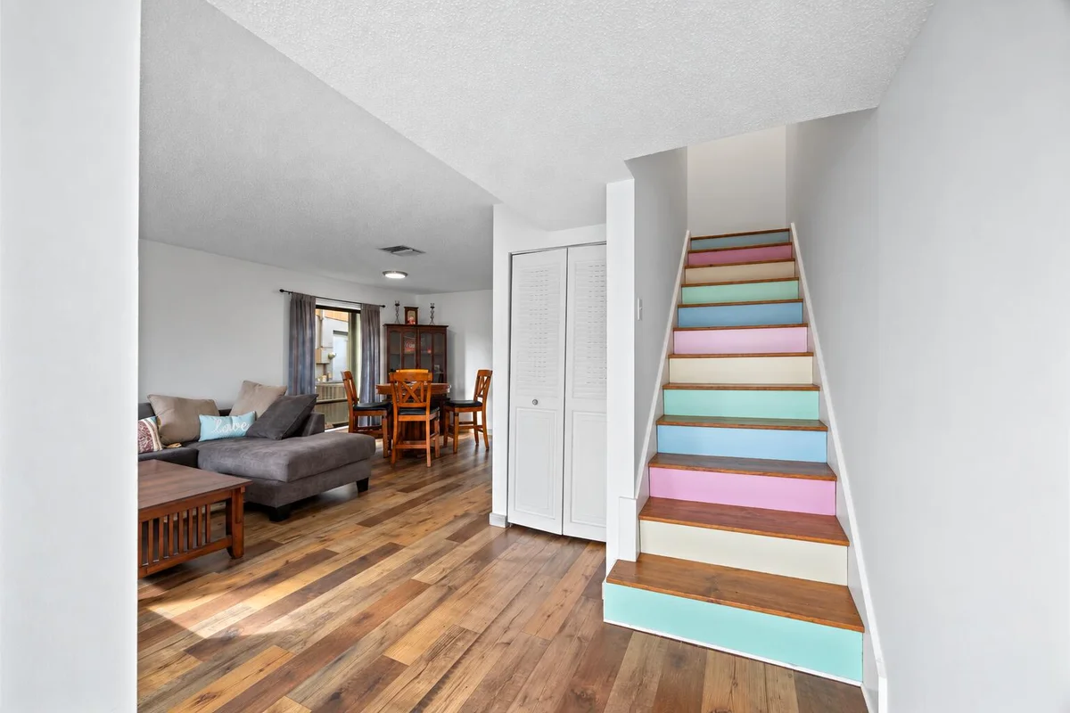 310 Sandtree Dr, Palm Beach Gardens: photo 1 of 39