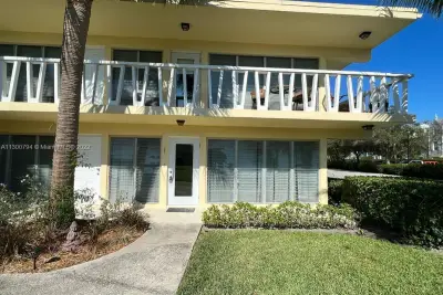 2755 NE 28th Ave #C3, Lighthouse Point: photo 1 of 13
