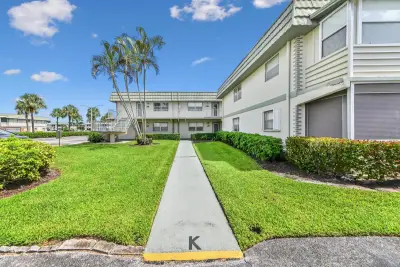 505 Monaco K Blvd, Delray Beach: photo 1 of 33