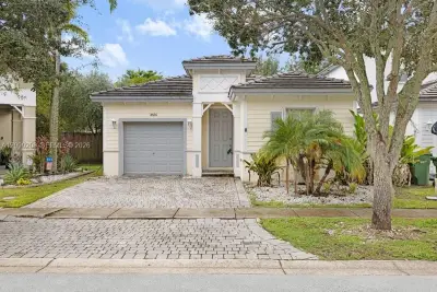 3656 NE 3rd Ct, Homestead: photo 1 of 66