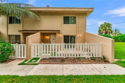 1455 NW 80th Ave #J, Margate: photo 1 of 28