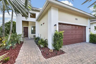 16065 Key Biscayne Ln, Westlake: photo 1 of 87