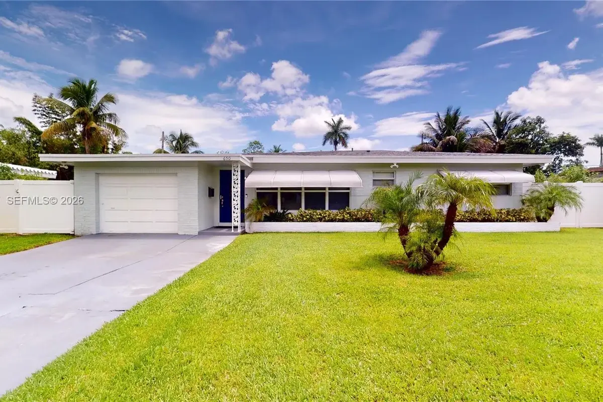 650 E Evanston Cir, Fort Lauderdale: photo 1 of 19