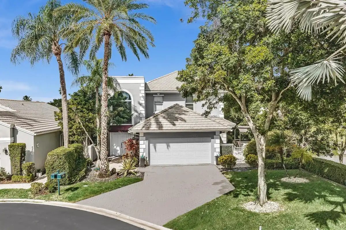 23281 Butterfly Palm Ct, Boca Raton: photo 1 of 54