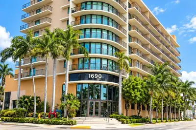 1690 SW 27th Ave #306, Miami: photo 1 of 28