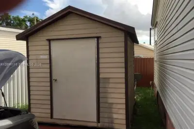220 NE 12th Ave #119, Homestead: photo 1 of 6