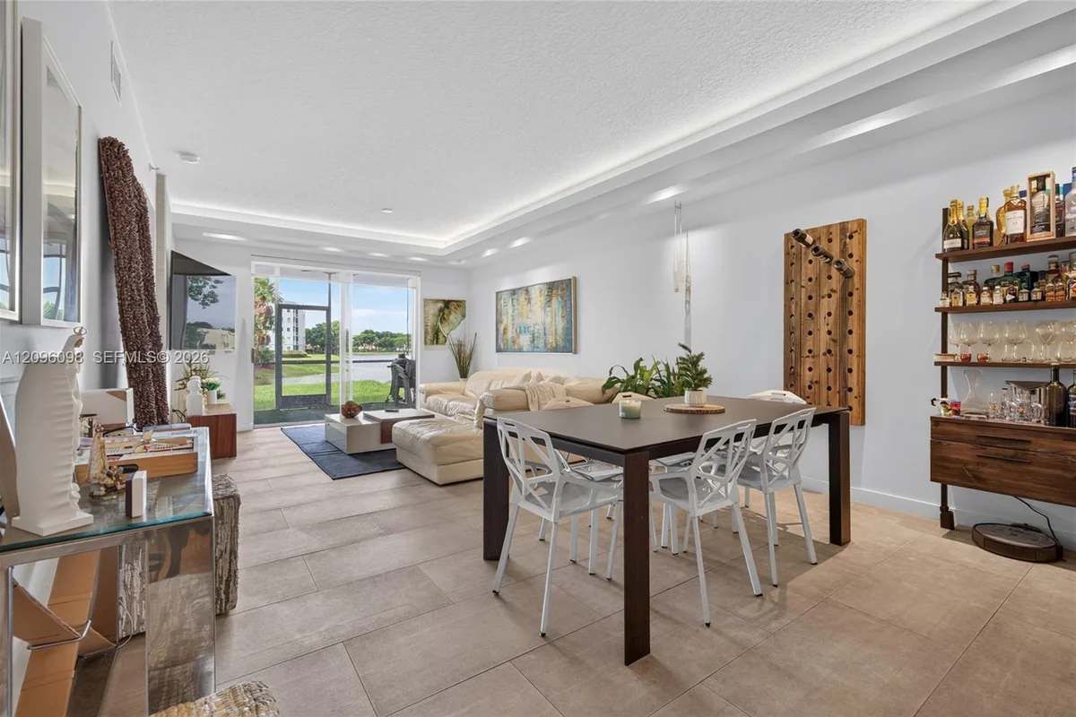 10730 NW 66th St #102, Doral: photo 1 of 57