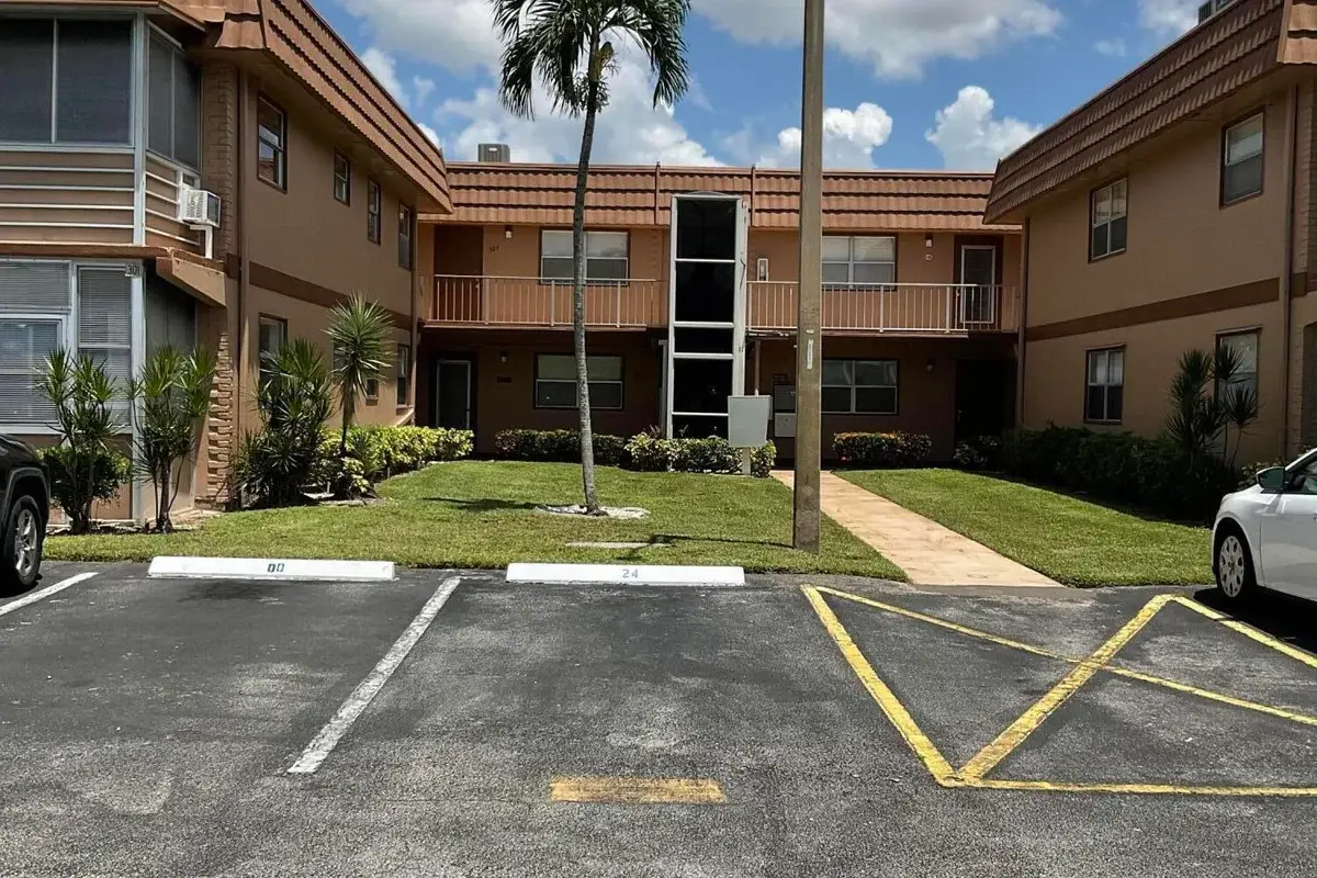 300 Brittany G, Delray Beach: photo 1 of 20