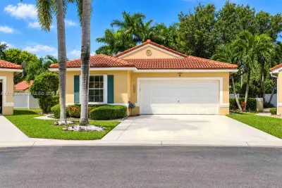 10937 NW 46th Dr, Coral Springs: photo 1 of 68