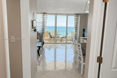 3180 S Ocean Dr #814, Hallandale Beach: photo 1 of 16