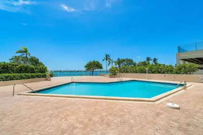 5600 N Flagler Dr #1904, West Palm Beach: photo 1 of 17