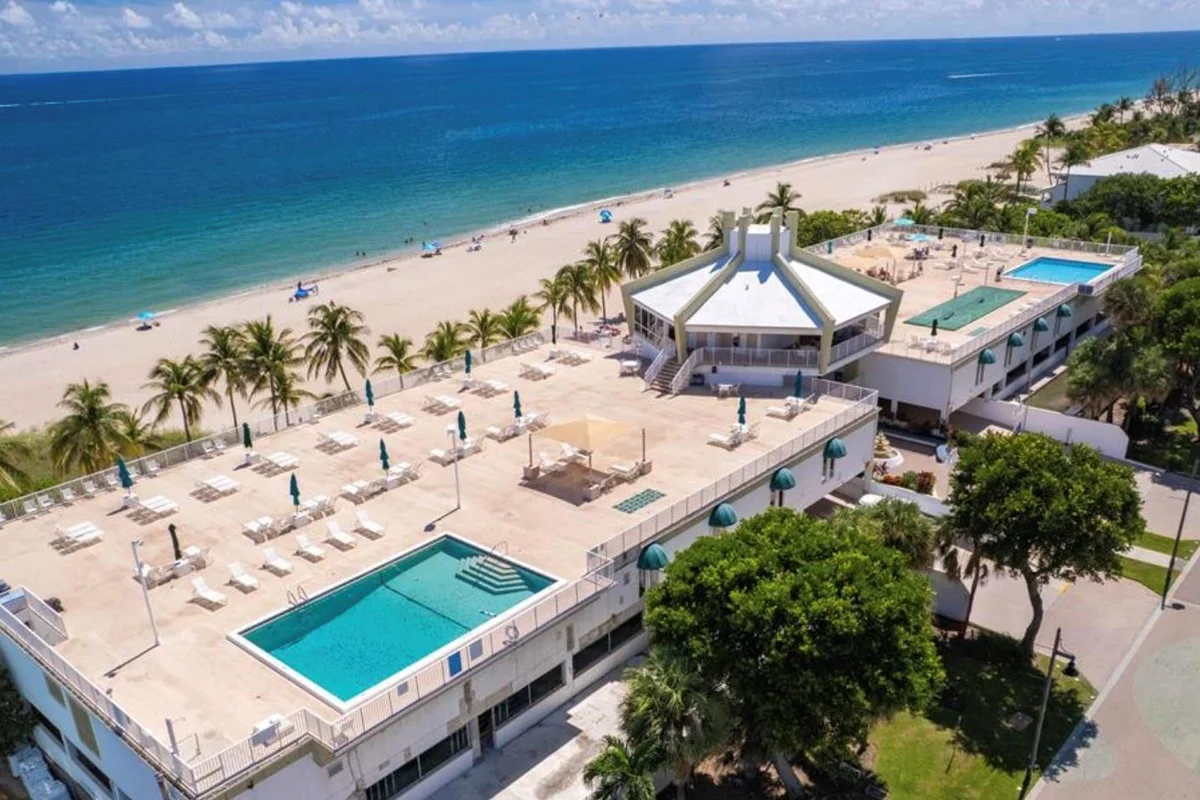 111 Briny Ave #20-08, Pompano Beach: photo 1 of 50