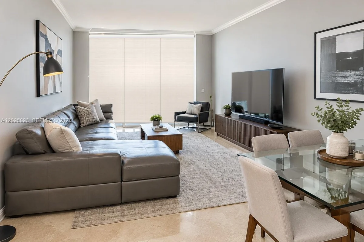 31 SE 5th St #4118, Miami: photo 1 of 13