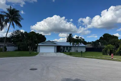 12133 Big Cone Ct, Wellington: photo 1 of 20