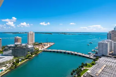495 Brickell Ave #3207, Miami: photo 1 of 20