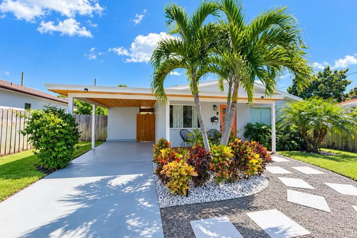 7610 S Olive Ave, West Palm Beach: photo 1 of 28