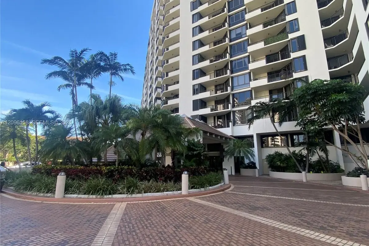 520 Brickell Key Dr #A912, Miami: photo 1 of 13