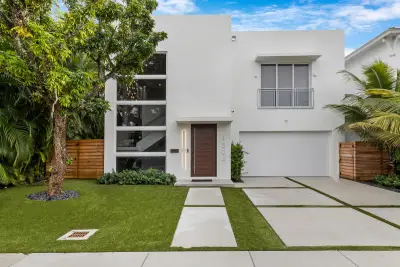 1504 NE 6th Ct, Fort Lauderdale: photo 1 of 69