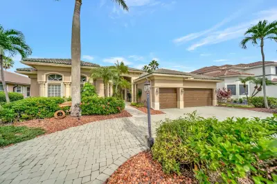 12577 NW 65th Dr, Parkland: photo 1 of 99