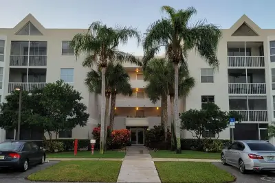 5936 Morningstar Cir #202, Delray Beach: photo 1 of 49