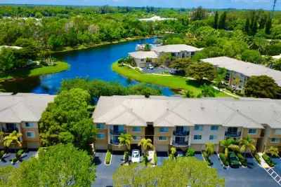 500 Crestwood Ct N #502, Royal Palm Beach: photo 1 of 24