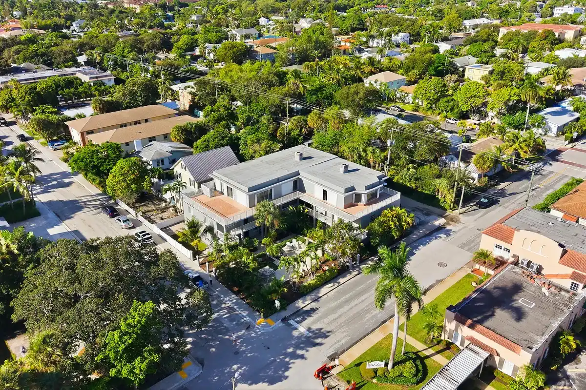 201 S Lakeside Dr #2, Lake Worth Beach: photo 1 of 20