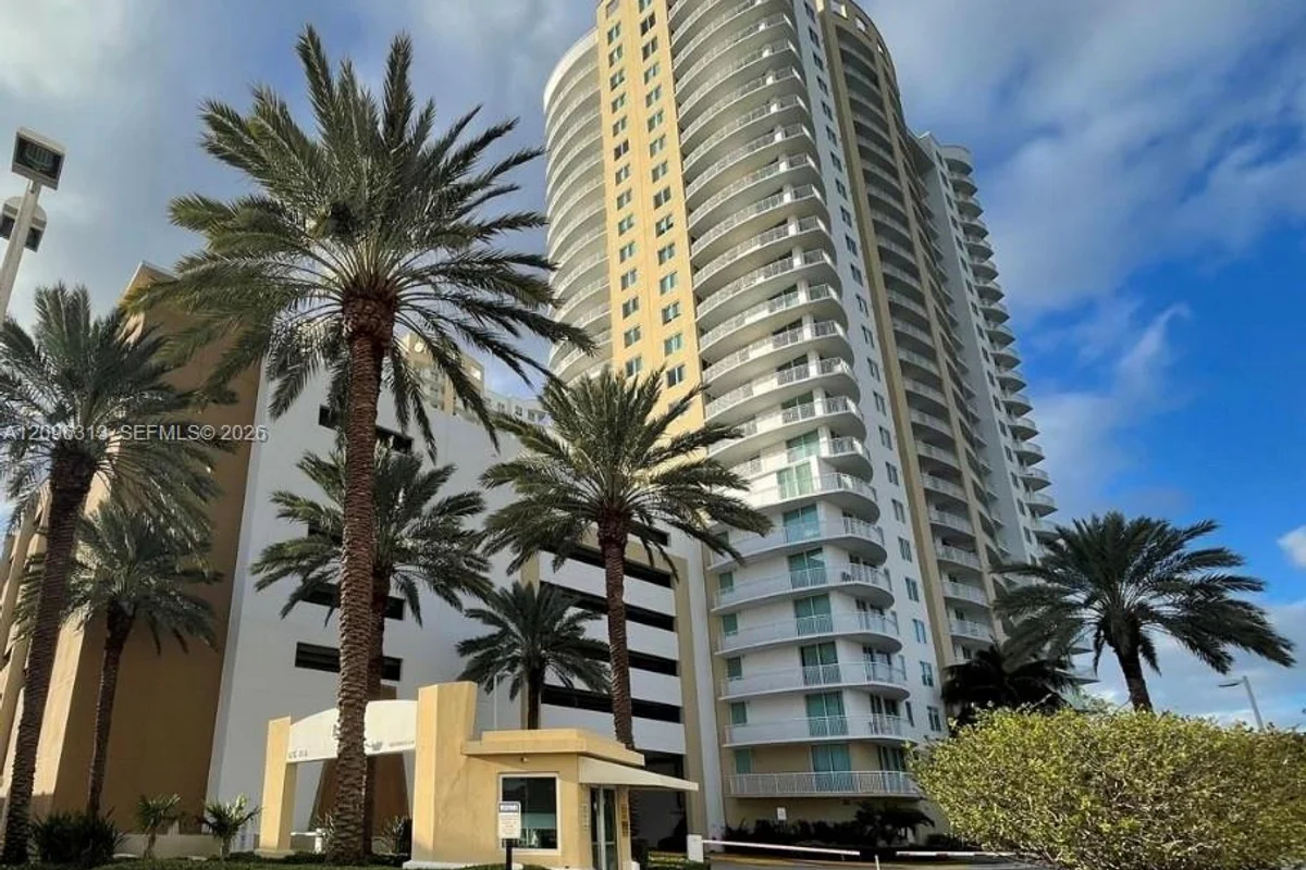 1745 E Hallandale Beach Blvd #507W, Hallandale Beach: photo 1 of 26