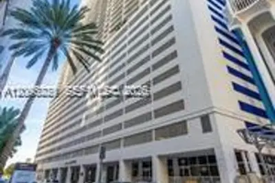 1200 Brickell Bay Dr #3206, Miami: photo 1 of 25