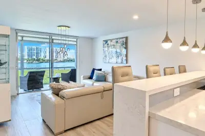2949 Point East Dr #B105, Aventura: photo 1 of 13