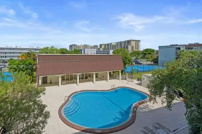 500 NE 2nd St #225, Dania Beach: photo 1 of 15