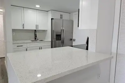15888 SW 95th Ave #210, Miami: photo 1 of 34