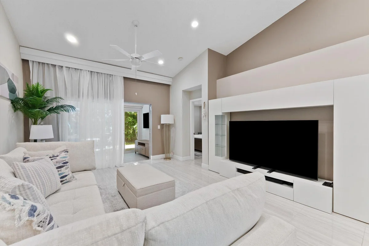 14243 W La Sedona Cir, Delray Beach: photo 1 of 34