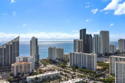 210 174th St #1103, Sunny Isles Beach: photo 1 of 35
