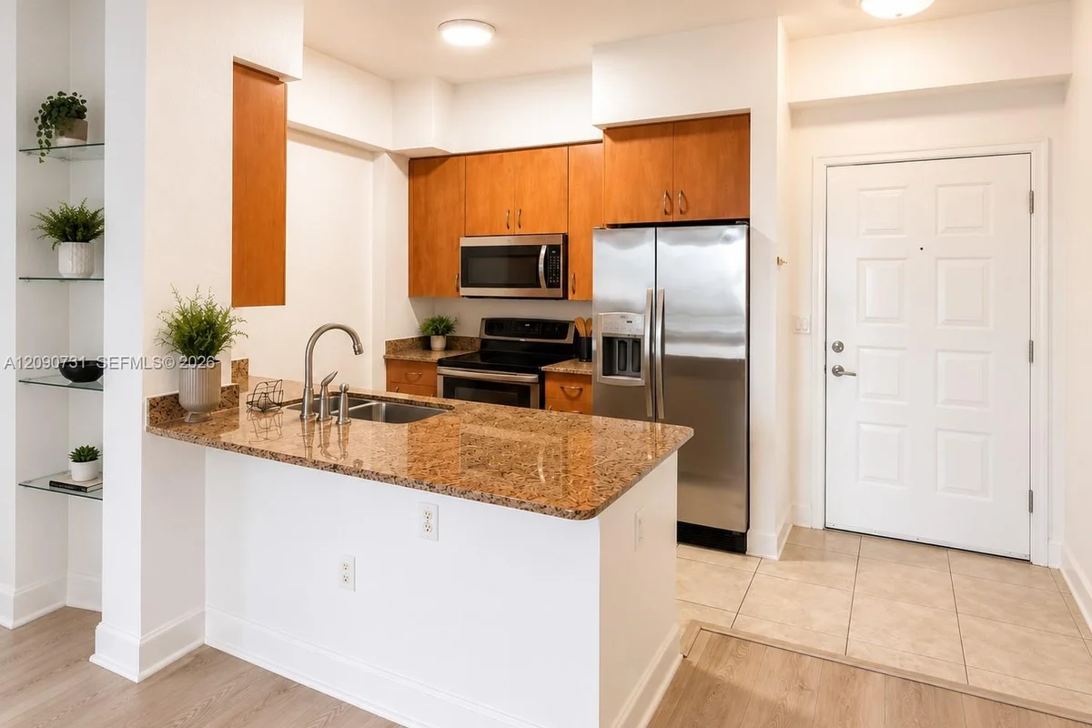 1830 Radius Dr #1118, Hollywood: photo 1 of 40