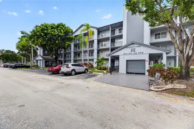 1401 SW 128th Ter #405H, Pembroke Pines: photo 1 of 26