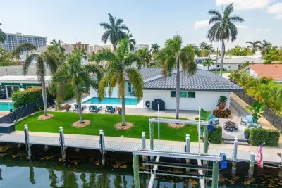 2791 NE 9th Ct, Pompano Beach: photo 1 of 39