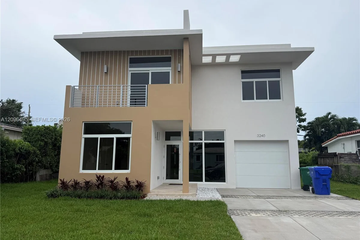 3240 SW 20th St, Miami: photo 1 of 64