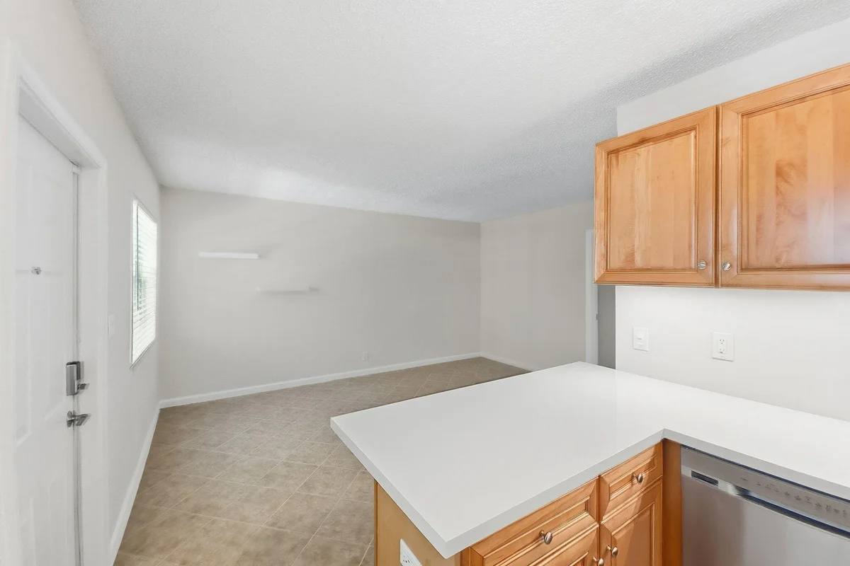 2660 NE 8th Ave #314, Wilton Manors: photo 1 of 12