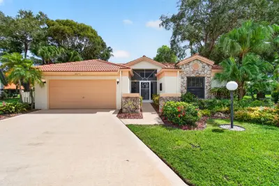 4691 Yardarm Ln, Boynton Beach: photo 1 of 38