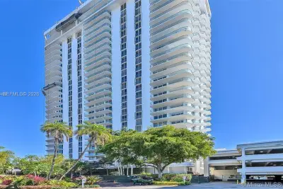 19707 Turnberry Way #4L, Aventura: photo 1 of 59