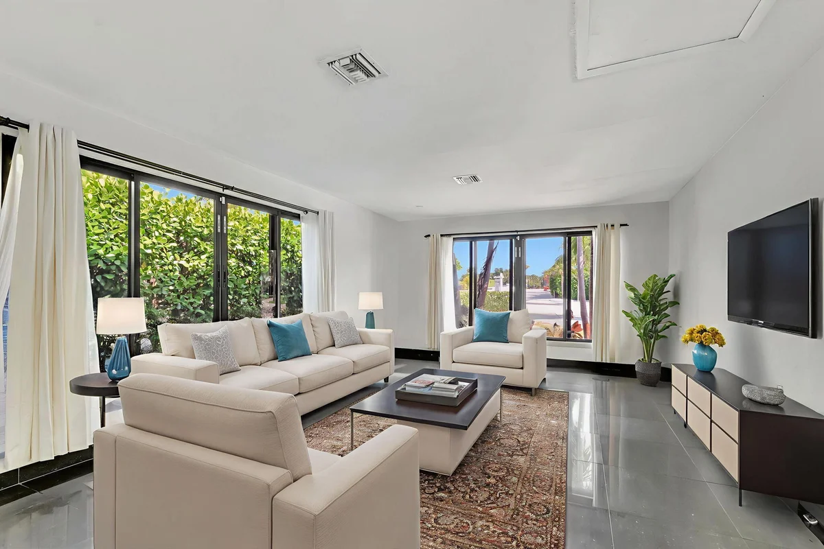 187 Duke Dr, Lake Worth Beach: photo 1 of 23