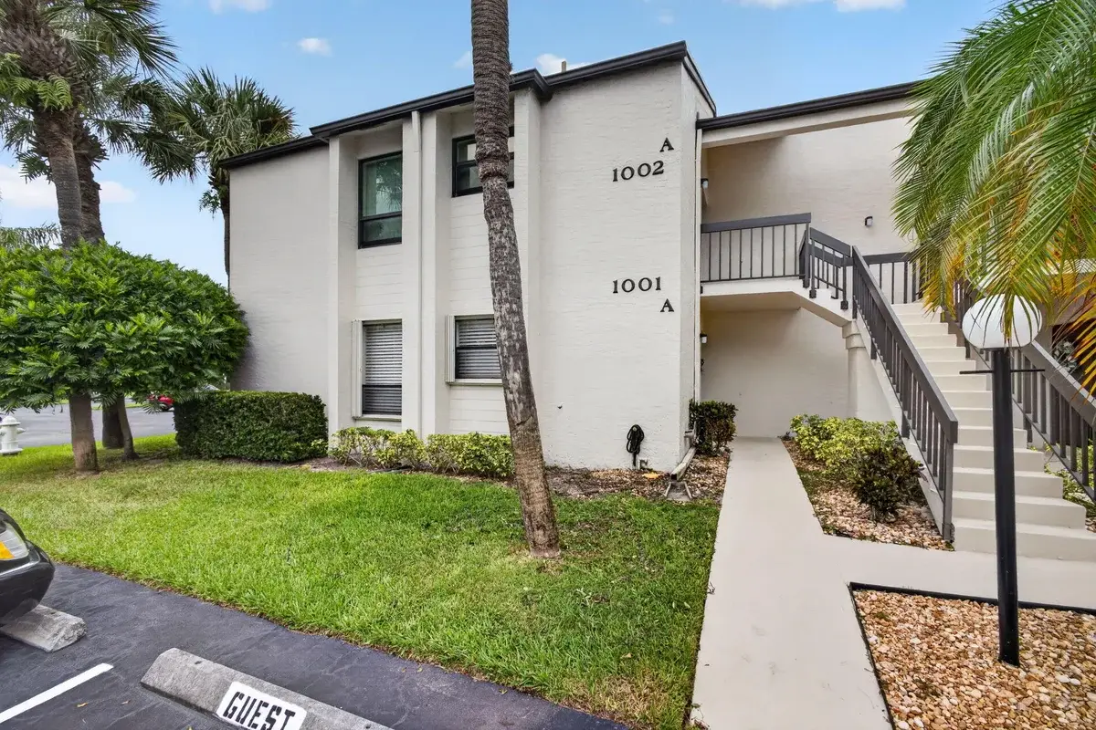 1001 Wingfoot Dr #A, Jupiter: photo 1 of 60