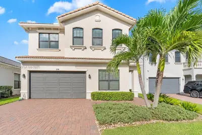 3794 NW 89th Way, Coral Springs: photo 1 of 33
